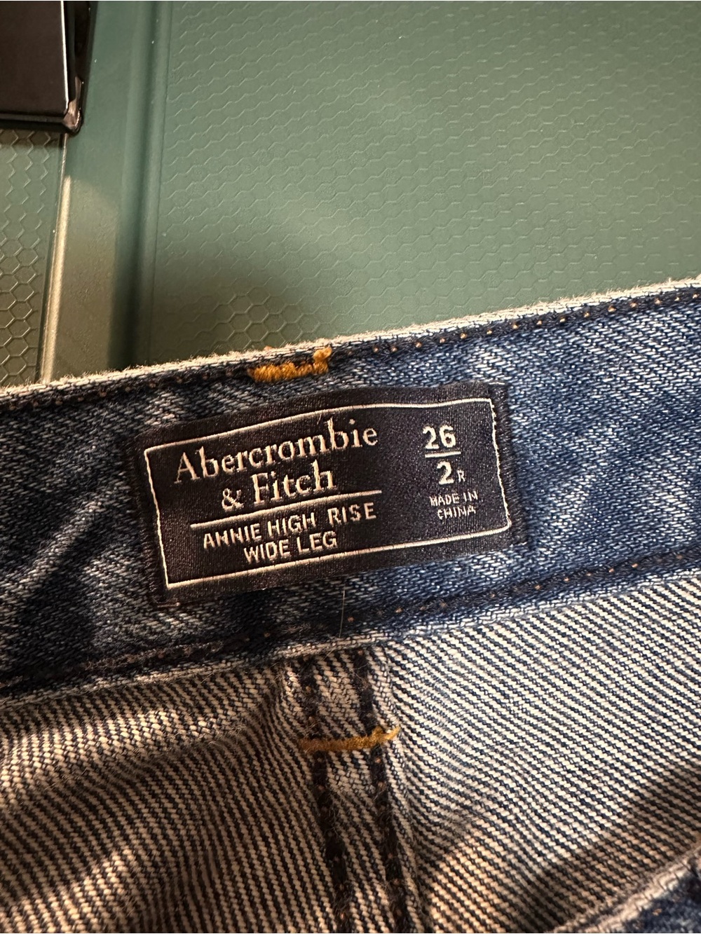 Abercrombie and fitch Annie high rise wide leg jeans distressed size 26 2R - Picture 2 of 7